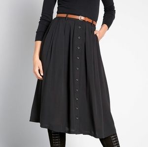 *size s* Bookestore's best midi skirt